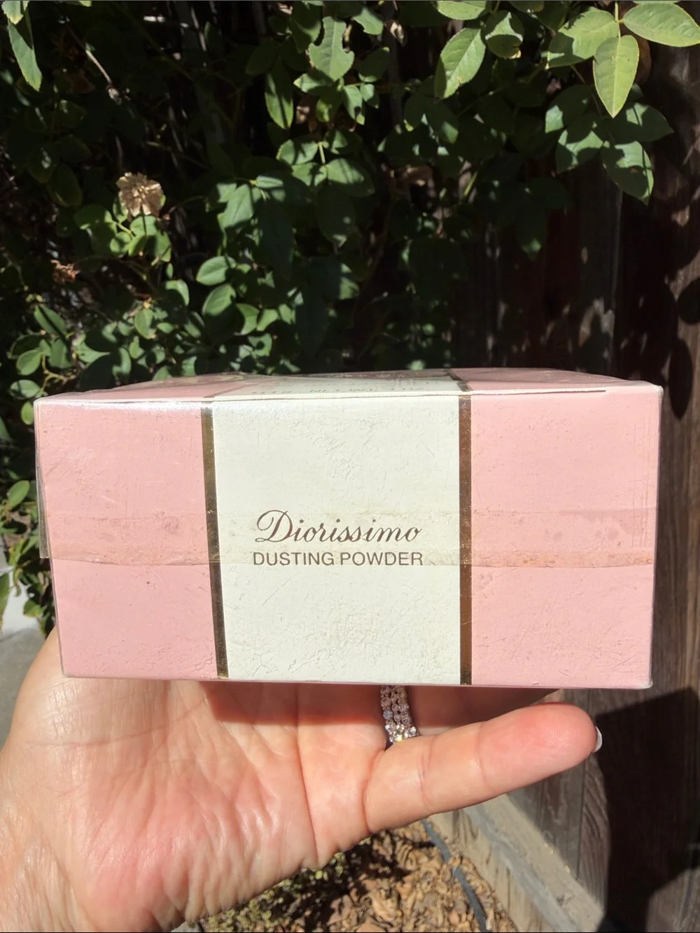 DIORISSIMO BY CHRISTIAN DIOR DUSTING POWDER (NEW WITH BOX & SEALED)
